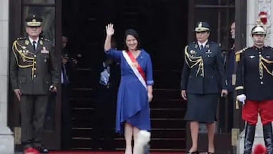 Keiko Fujimori asume Presidencia de Perú: "El reloj ha comenzado a correr"