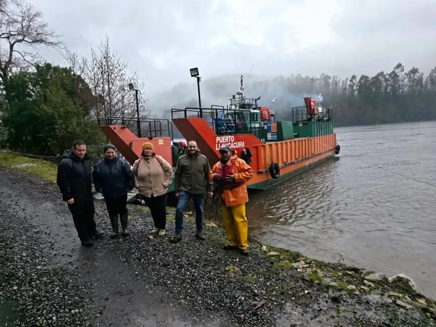 Delegado del Ranco fiscaliza nuevo recorrido de emergencia para aislados en Llancacura