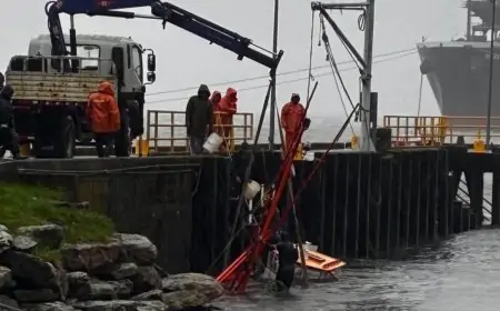 Embarcación se hunde en Caleta de Amargos, Corral, por fuerte temporal