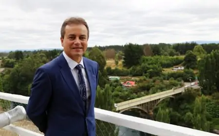 Fiscalía de Los Ríos solicita formalización del alcalde de Río Bueno, Luis Reyes, por cohecho y lavado de activos
