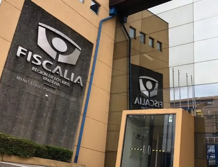 Detienen a imputado por violación en local nocturno de calle Esmeralda en Valdivia