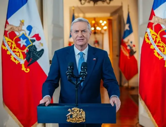 Cadem: aprobación de Kast sube a 40% y plan de seguridad obtiene alto respaldo ciudadano