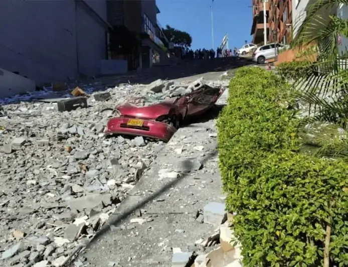Terremoto de magnitud 7,4 sacude Colombia y deja al menos 24 muertos en el oeste del país