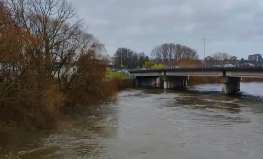 Autoridades activan mensaje SAE en Osorno por aumento del caudal del río Rahue