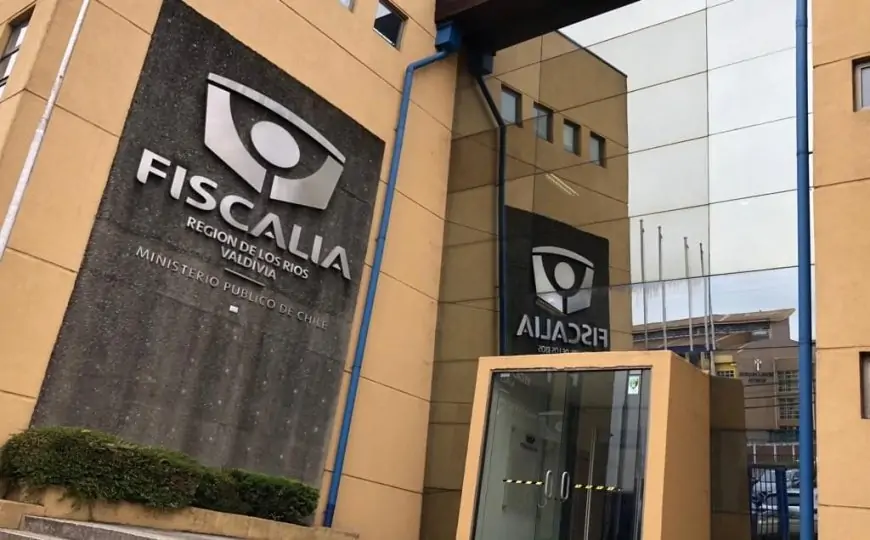 Detienen a imputado por violación en local nocturno de calle Esmeralda en Valdivia