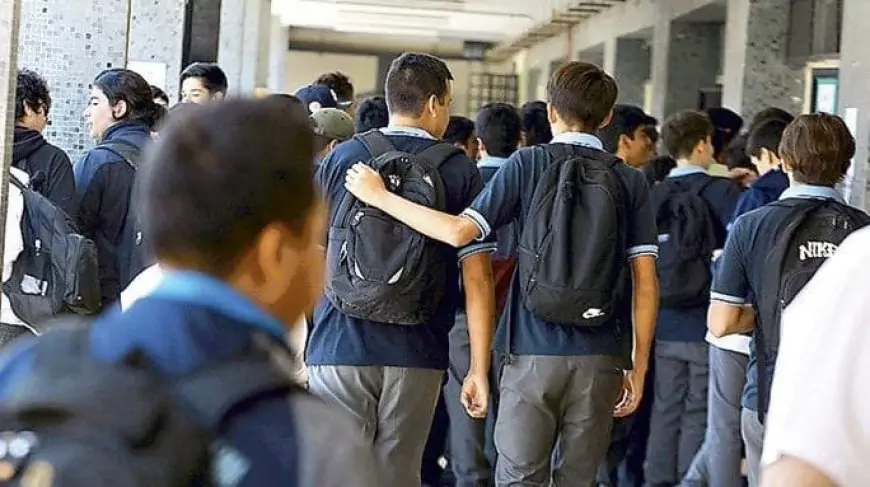 Estudio revela inflación de notas en colegios, favorece a alumnos y mantiene brechas socioeconómicas