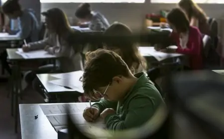 Chile cae en prueba PISA 2026, matemáticas y lectura bajan, y se mantiene lejos del promedio OCDE