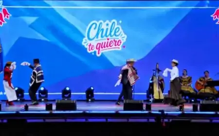 "Brindo por el Estrecho de Magallanes": Presidente Kast inaugura Fiestas Patrias con paya contingente