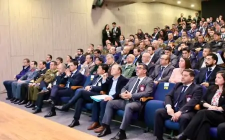PDI reúne a especialistas en seminario nacional sobre sustracción de madera y tala ilegal en Valdivia
