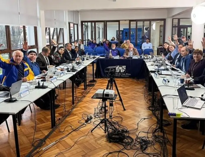 GORE Los Ríos destina más de $1.473 millones para caminos rurales y Estadio Centenario de La Unión