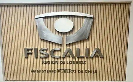 Formalizan a 4 imputados por tres robos en una misma noche en La Unión: tribunal rechaza prisión preventiva