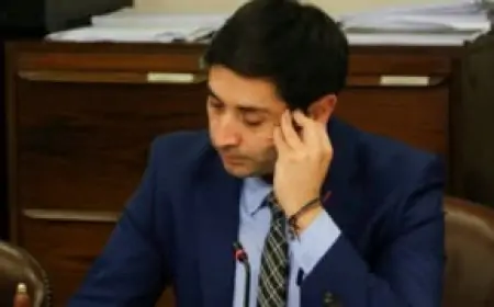 Calisto anuncia que apelará a la Suprema tras desafuero y dice estar "convencido de nuestra inocencia"