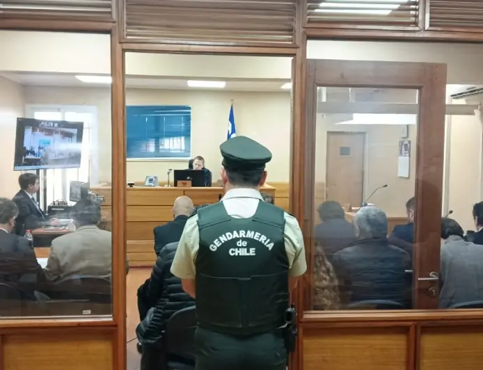 Fiscalía pide prisión preventiva para alcalde de Río Bueno por cohecho agravado y lavado de activos