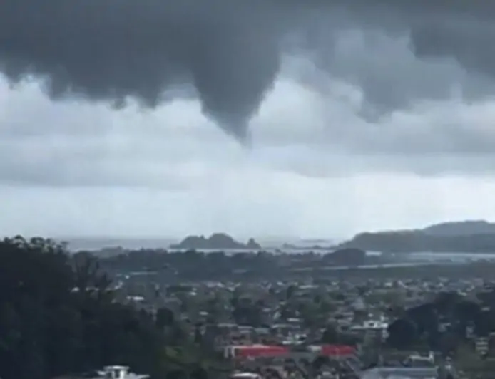 Senapred reporta 178 albergados y 31 damnificados por sistema frontal: tornado F-0 azotó el Maule
