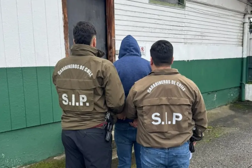 Detienen en Los Lagos a hombre requerido por la justicia y es trasladado a cárcel de Valdivia