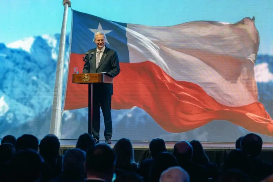 Presidente Kast inaugura EESUR 2026 en Valdivia y recibe informe de motores productivos de Los Ríos