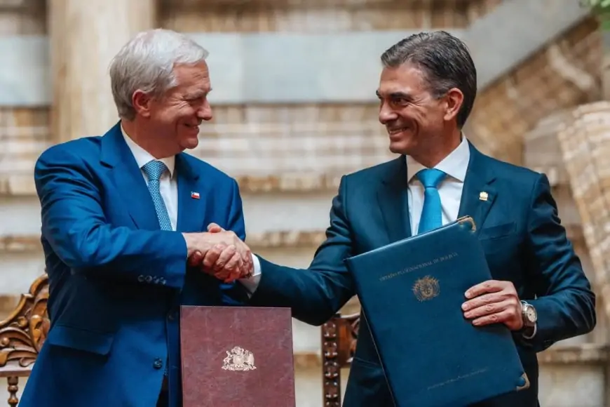 Kast realiza histórica visita a Bolivia tras 71 años y firma acuerdos de cooperación bilateral