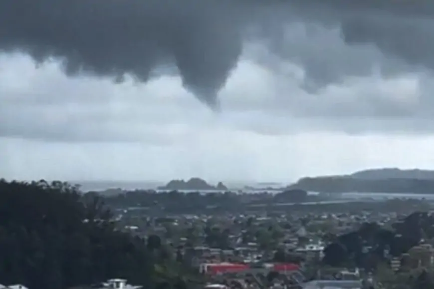 Senapred reporta 178 albergados y 31 damnificados por sistema frontal: tornado F-0 azotó el Maule